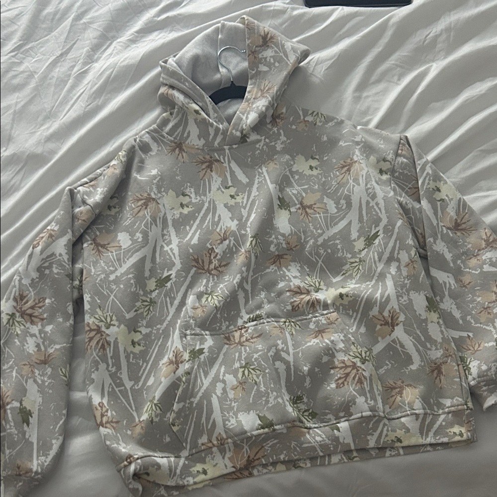 Amazon Women's Camouflage Hoodie - Gray and Brown
